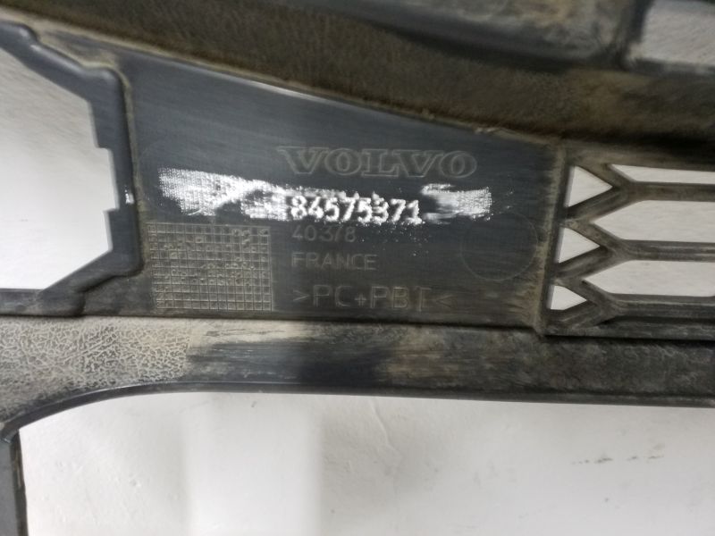 Решетка радиатора Volvo FM 4