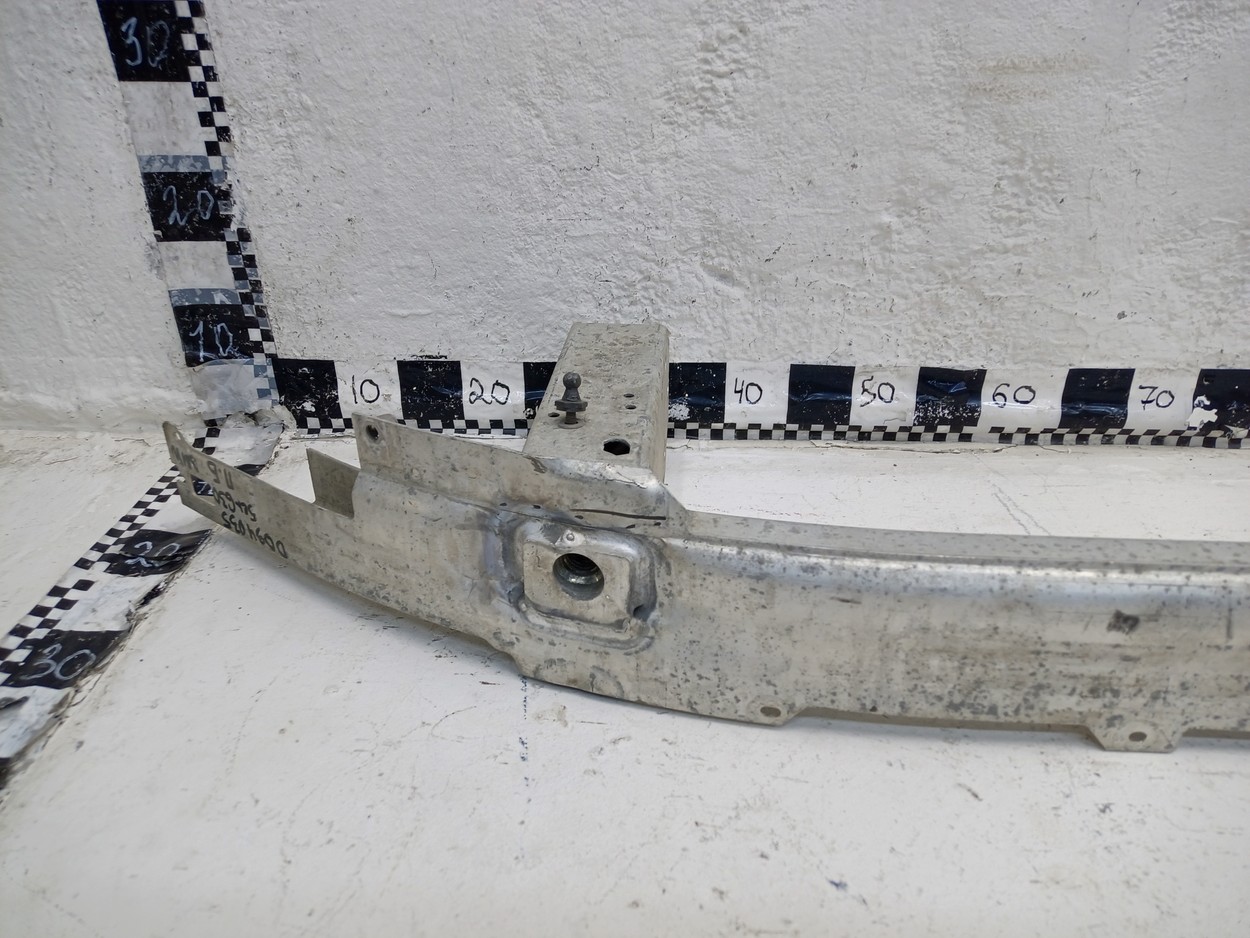 Усилитель переднего бампера BMW 5er G30