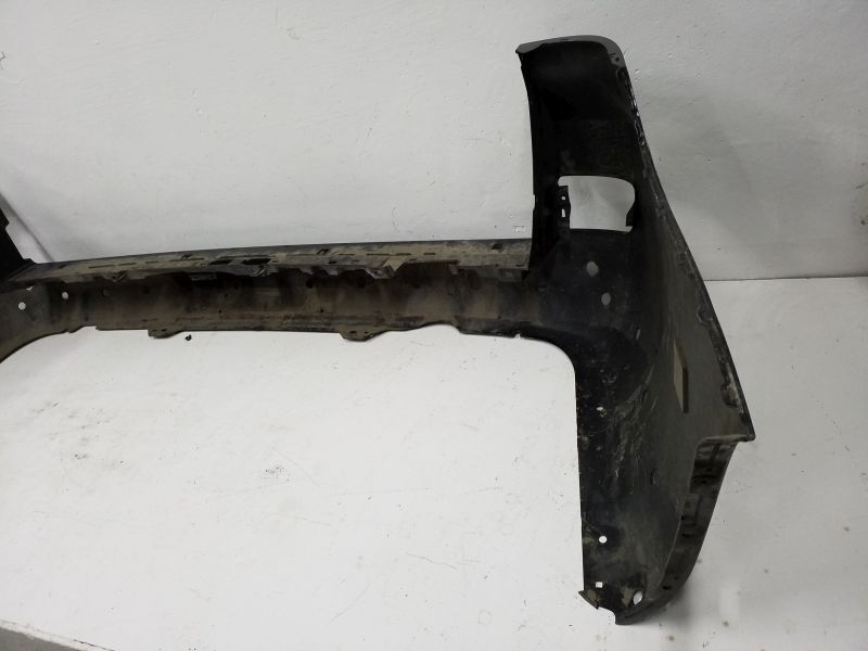 Бампер задний Toyota Land Cruiser 200 Restail 2