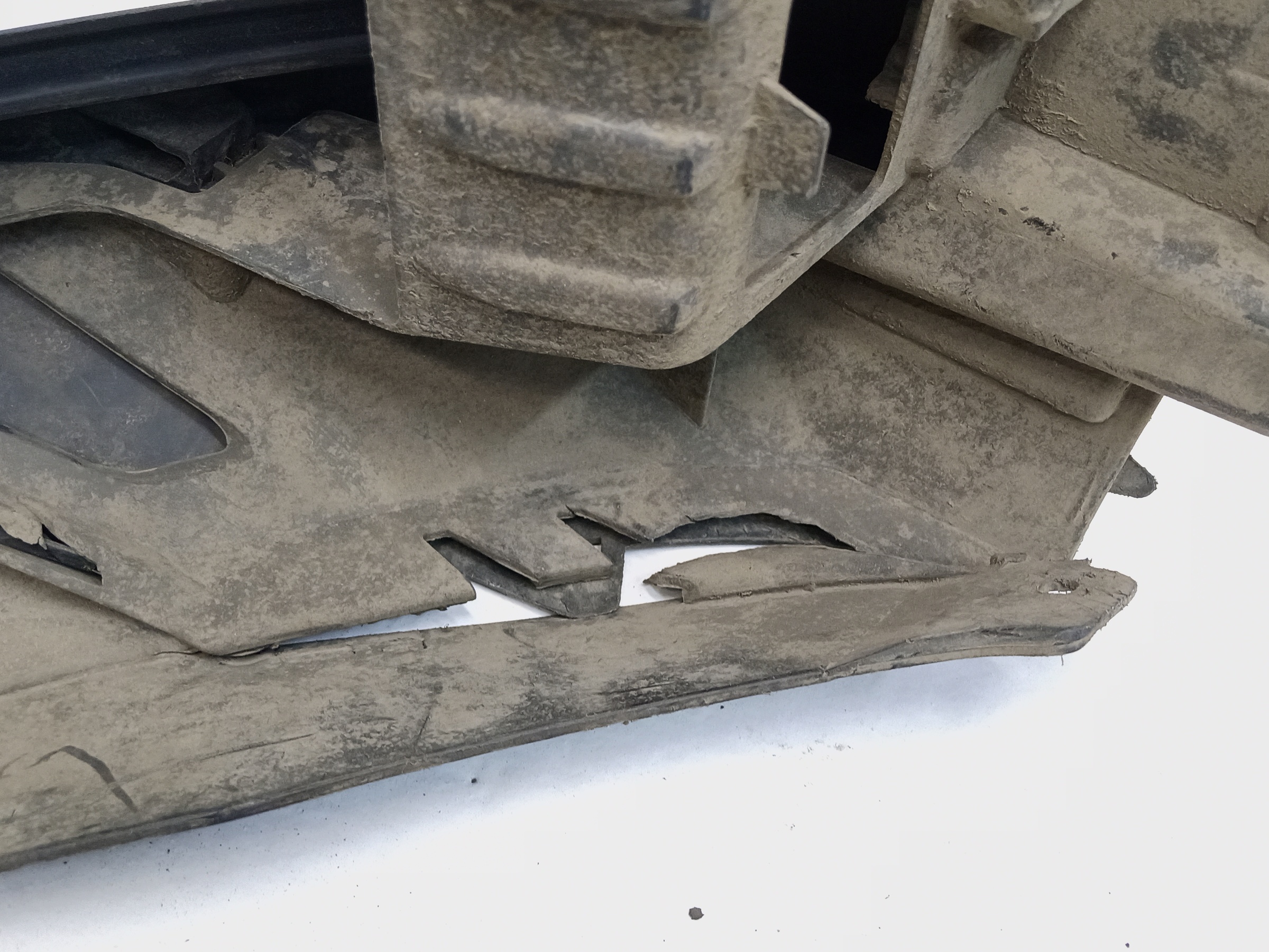 Бампер передний Volkswagen Tiguan 2