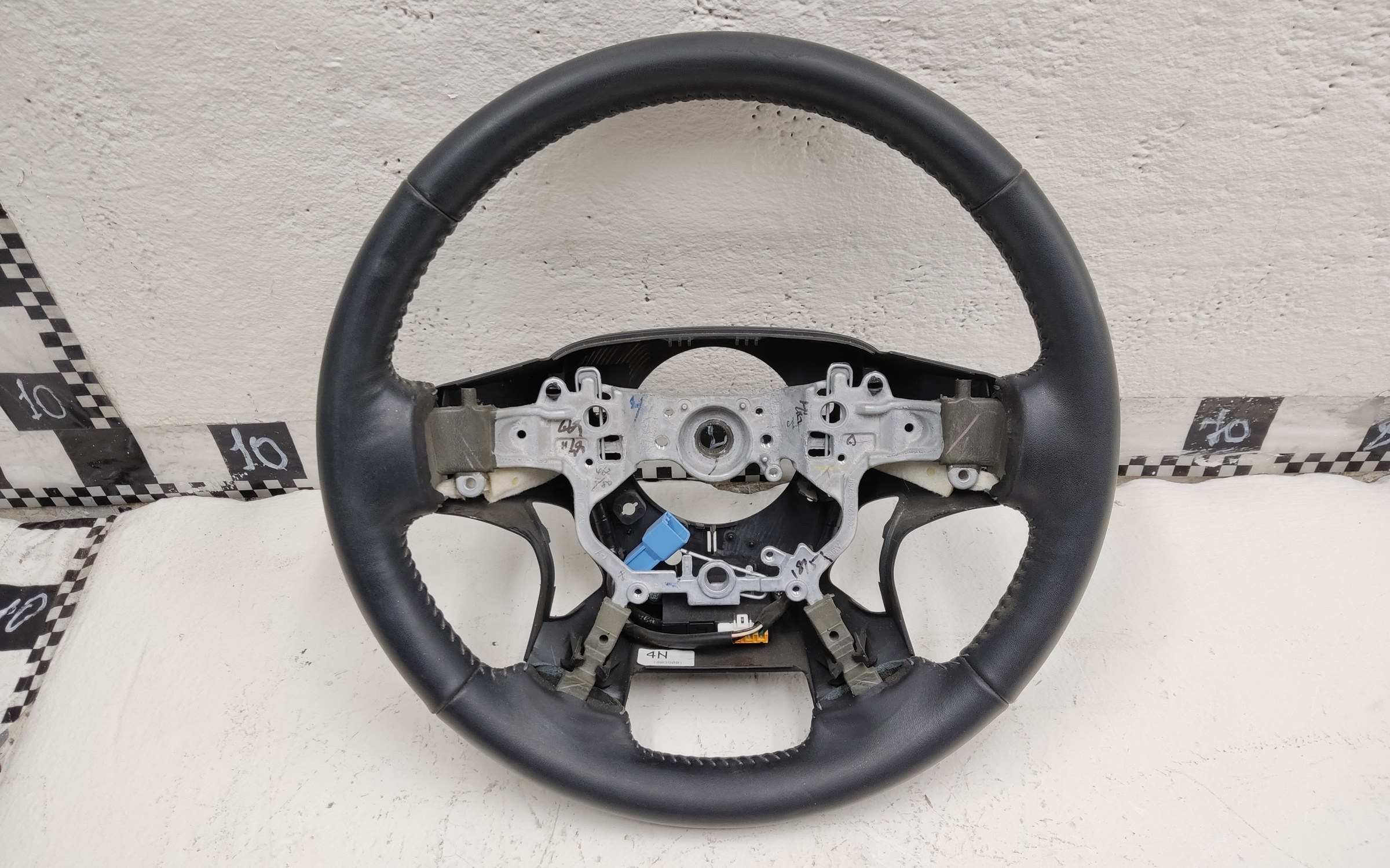 Рулевое колесо Toyota Land Cruiser Prado 150 Restail 2