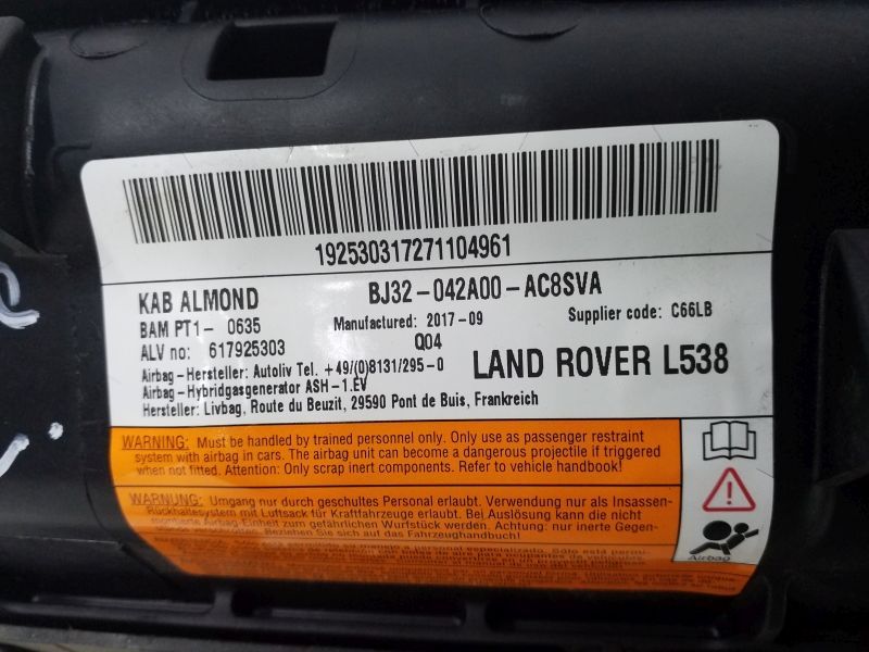 Подушка безопасности водительская нижняя для колен Land Rover Evoque