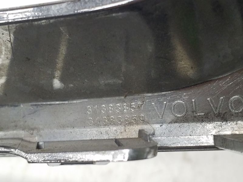 Накладка хром заднего бампера правая Volvo XC90 2