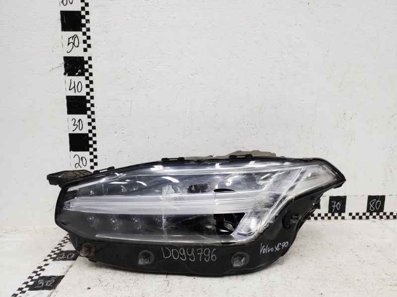 Фара передняя левая Volvo XC90 2 LED ДХО