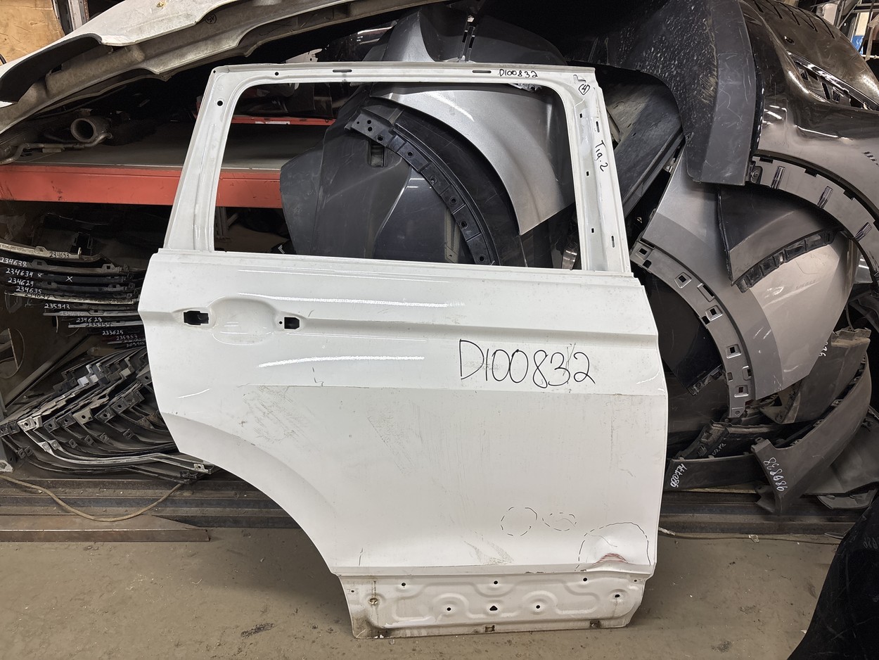 Дверь задняя правая Volkswagen Tiguan 2