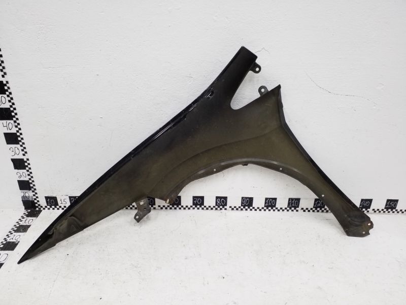 Крыло переднее правое Honda Civic 8 Hatchback 5D