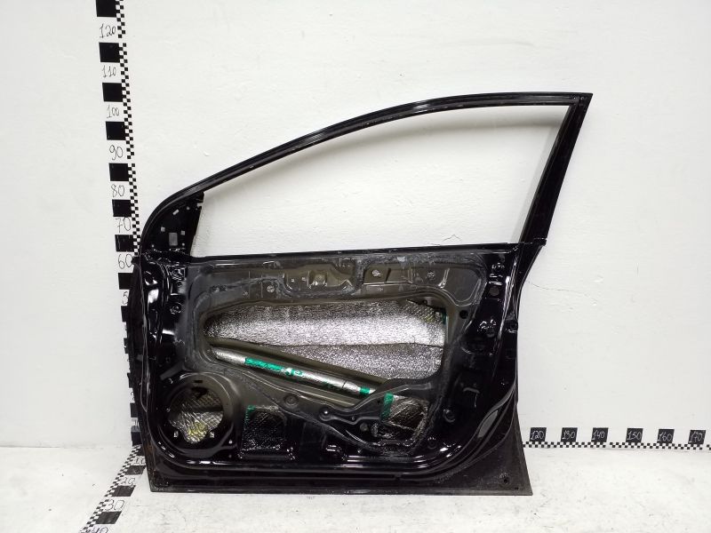 Дверь передняя правая Honda Civic 8 Hatchback 5D
