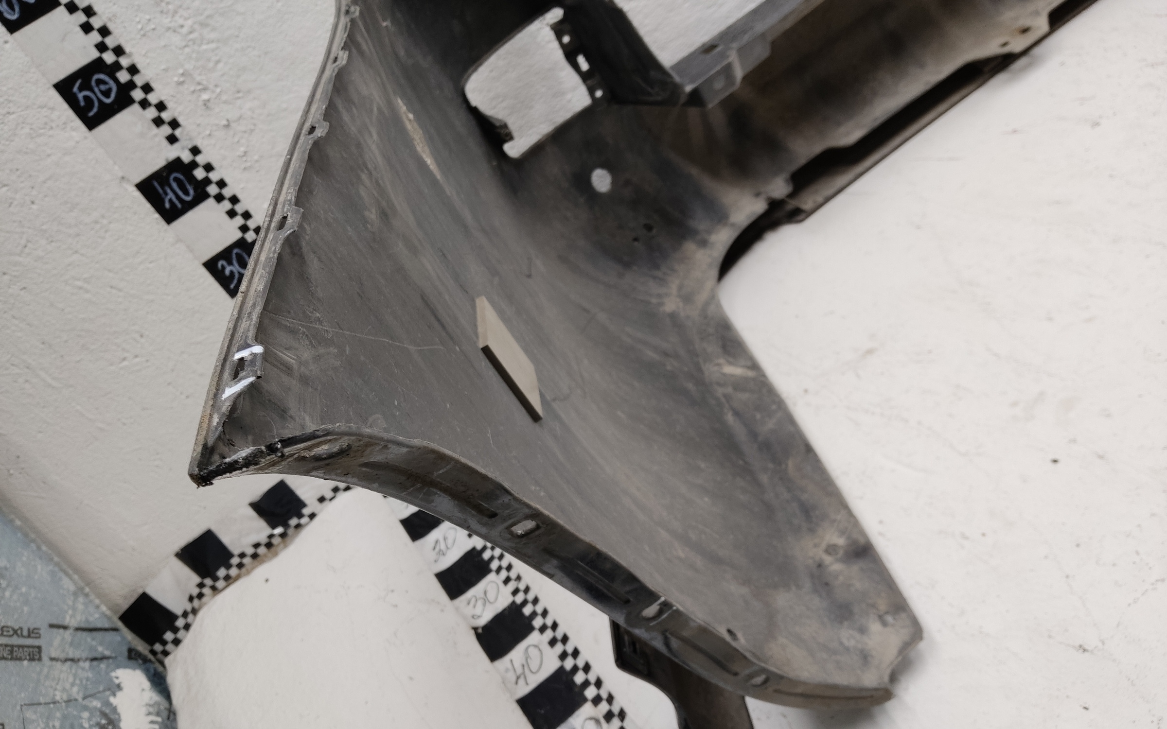 Бампер задний Toyota Land Cruiser 200 Restail 2