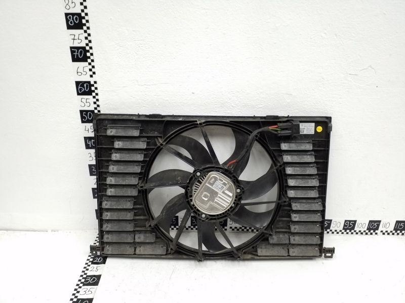 Диффузор вентилятора радиатора Porsche Panamera 2