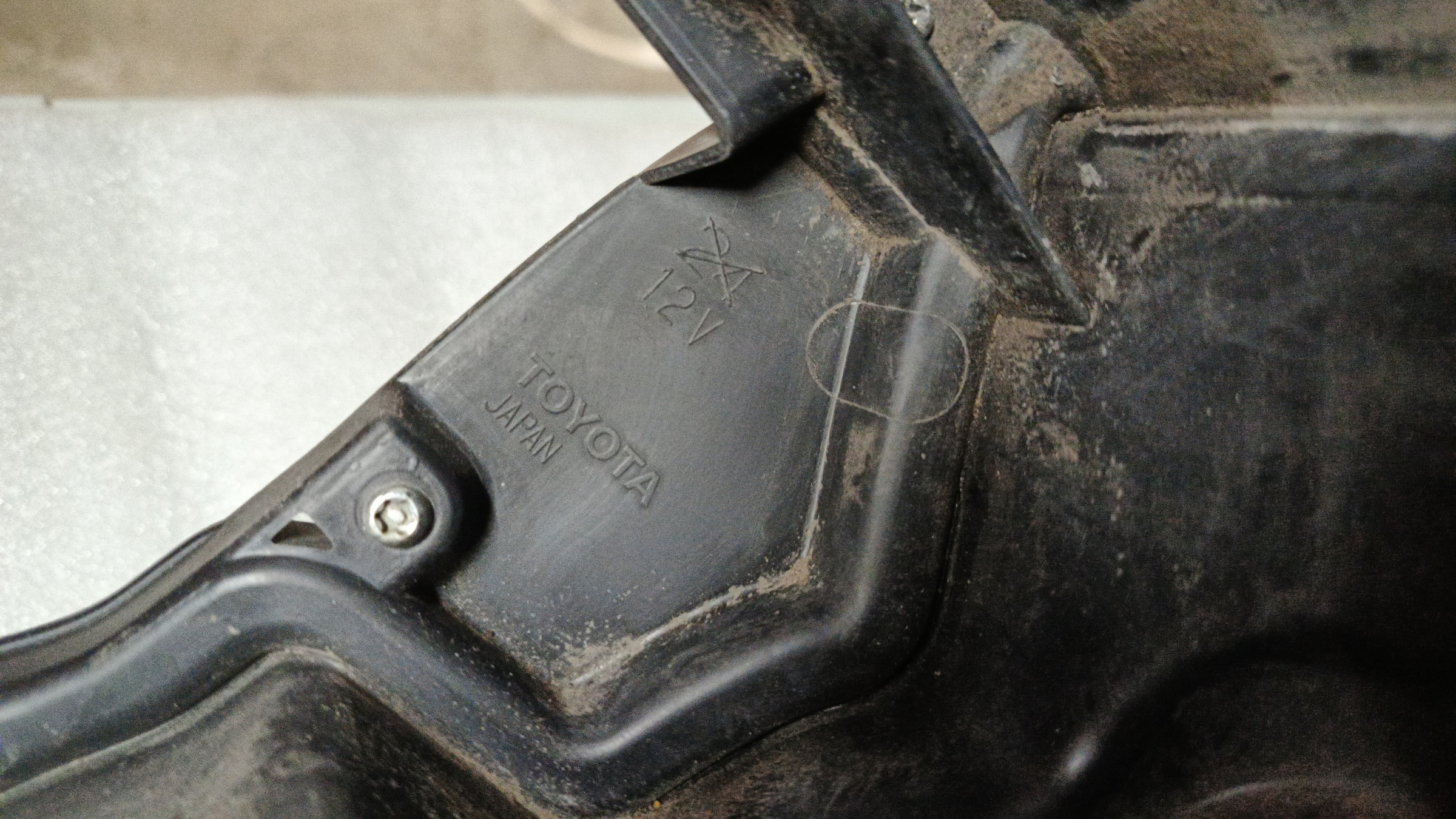 Фара передняя правая Toyota Land Cruiser 200 Restail 2 LED светлая