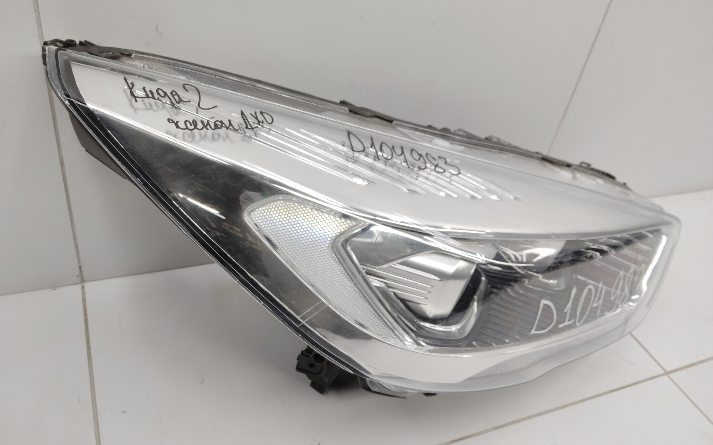 Фара передняя правая Ford Kuga 2 Restail ксенон ДХО