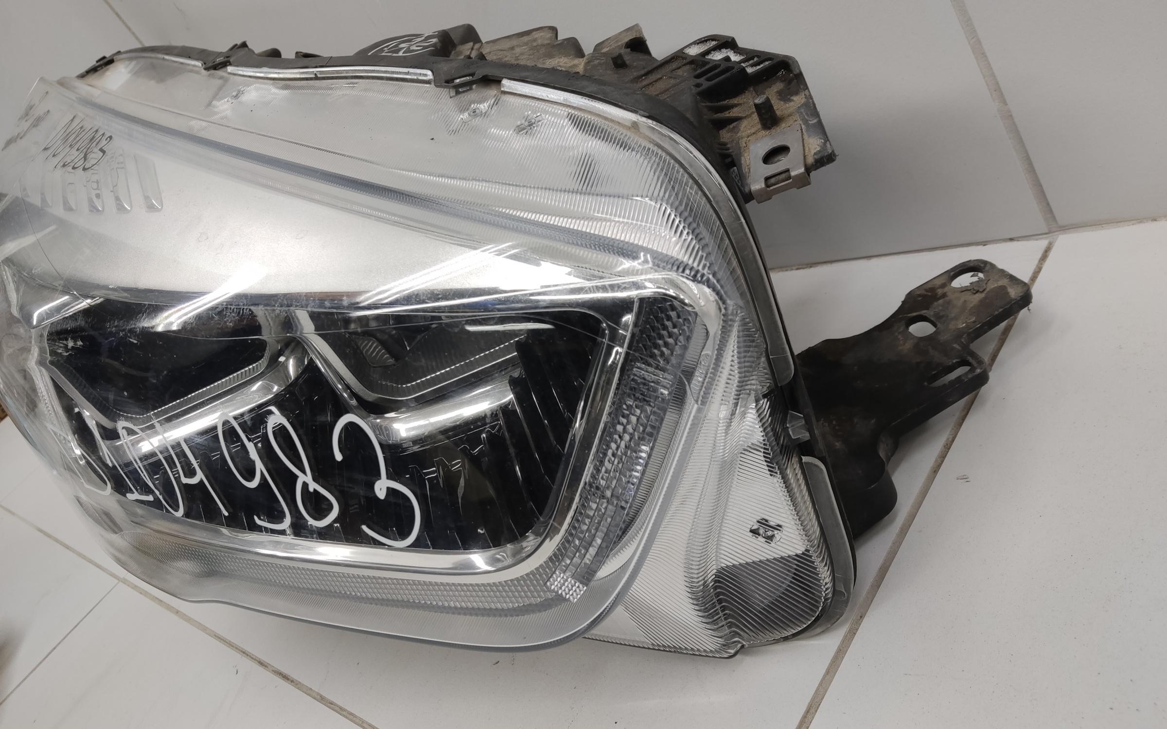 Фара передняя правая Ford Kuga 2 Restail ксенон ДХО