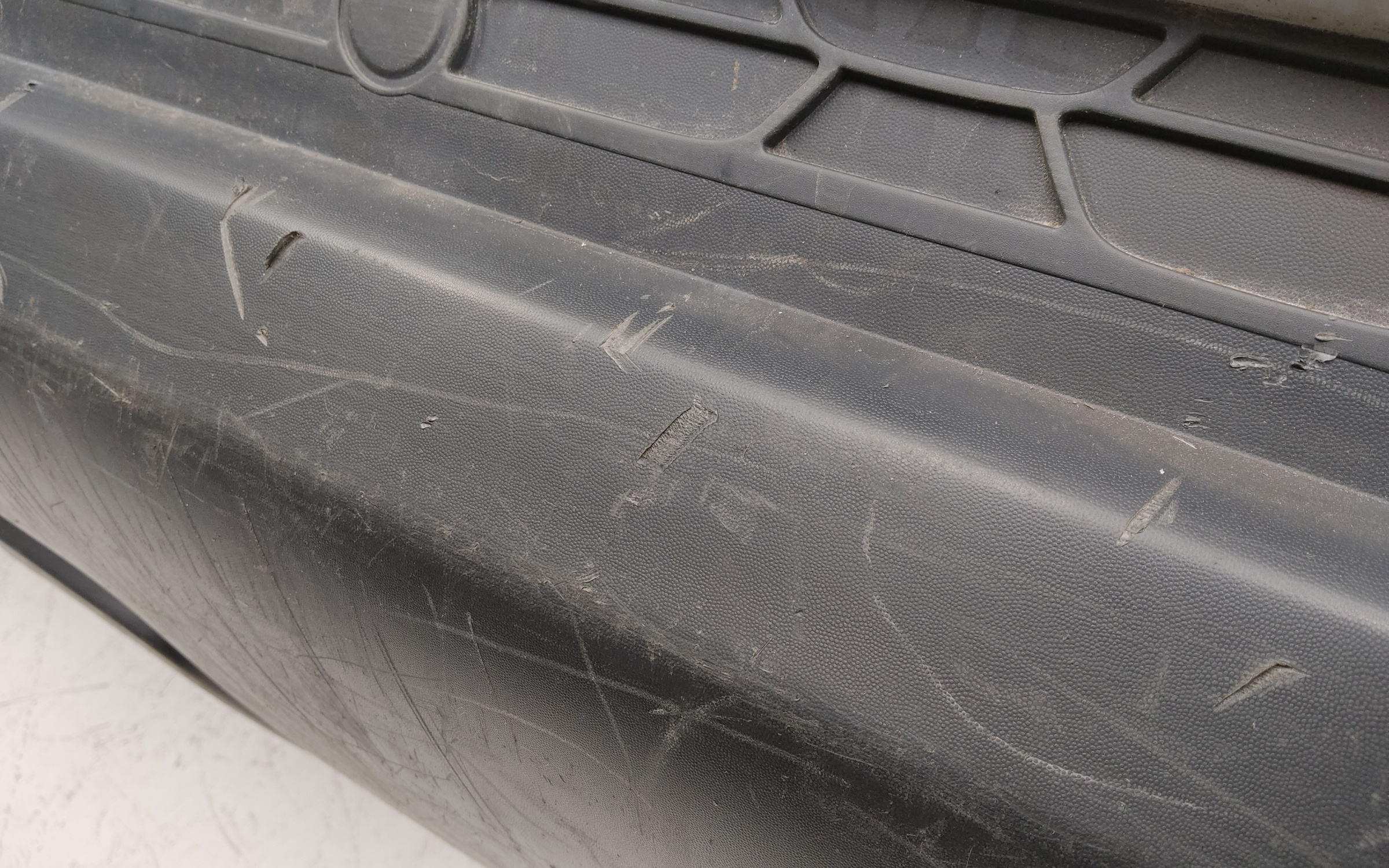 Бампер задний Renault Duster 1 Restail