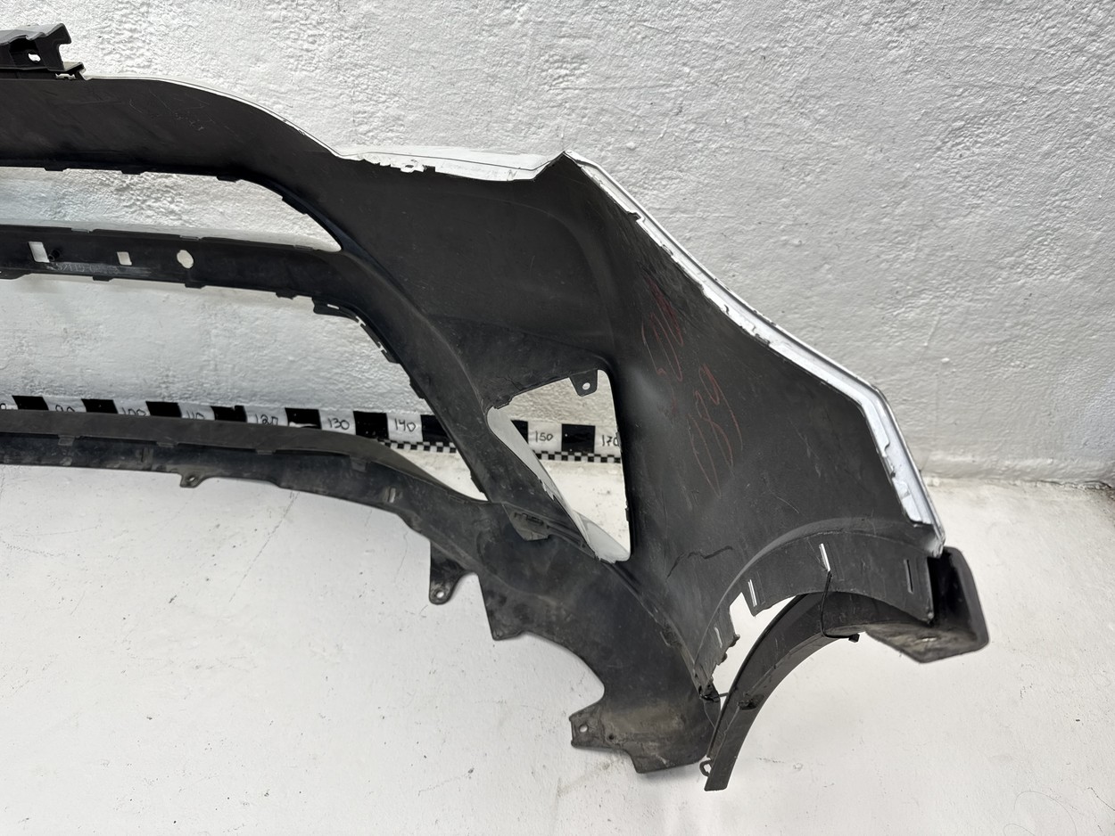Бампер передний Toyota RAV4 CA40 Restail
