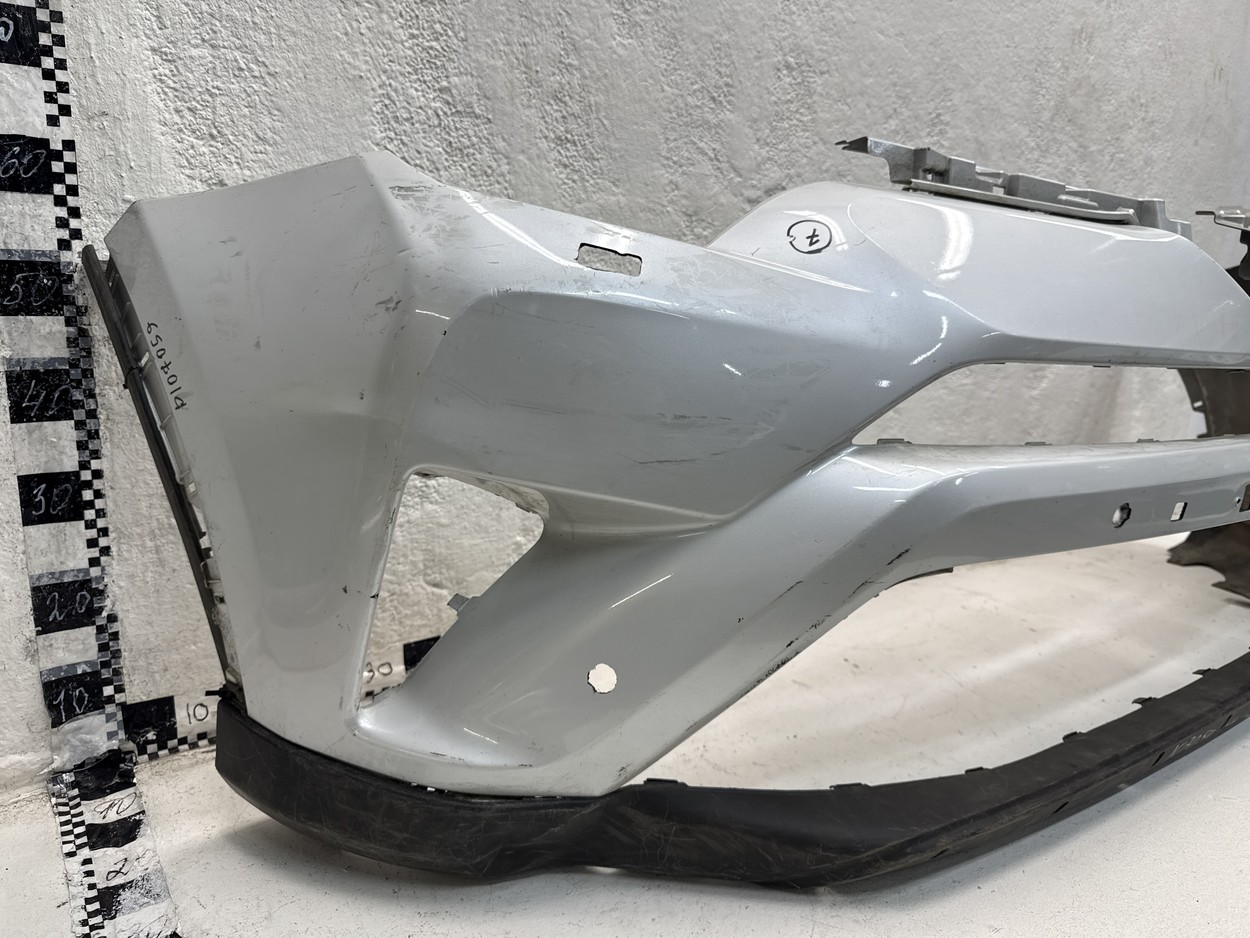 Бампер передний Toyota RAV4 CA40 Restail