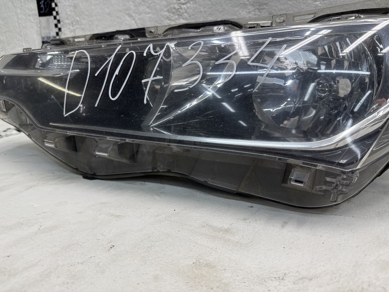 Фара передняя левая Toyota Corolla E180 Restail галоген ДХО