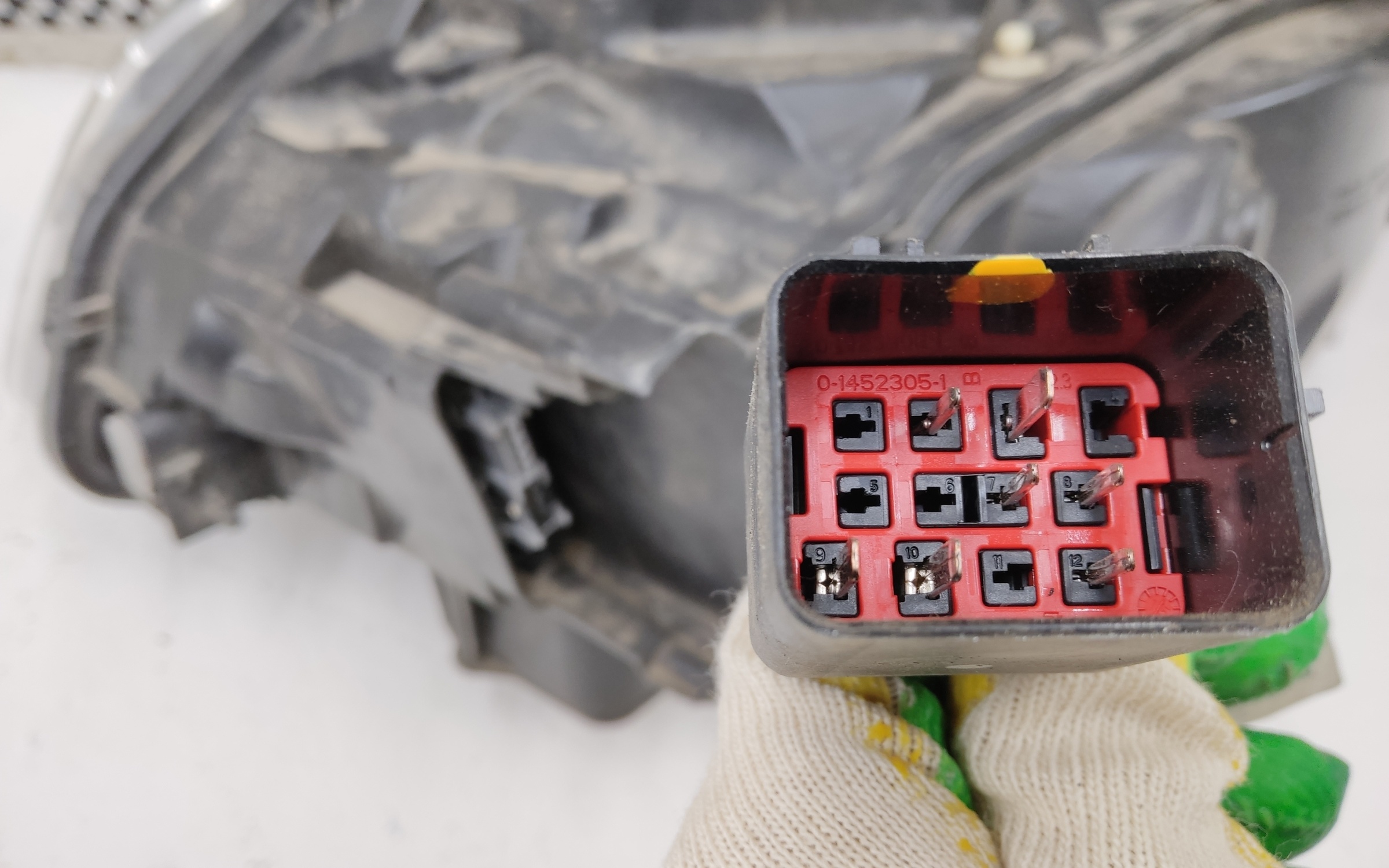 Фара передняя правая Volvo XC60 1 Restail ксенон адаптив