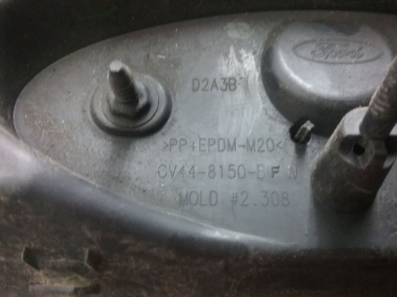 Решетка радиатора Ford Kuga 2