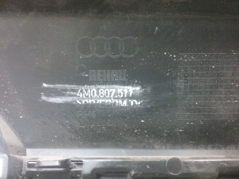 Бампер задний верхняя часть Audi Q7 2
