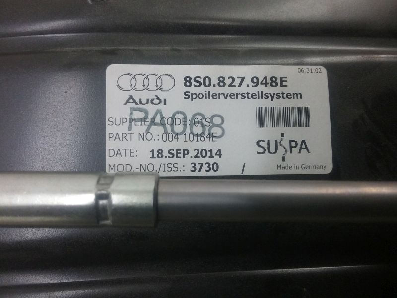 Кронштейн спойлера Audi TT 8S