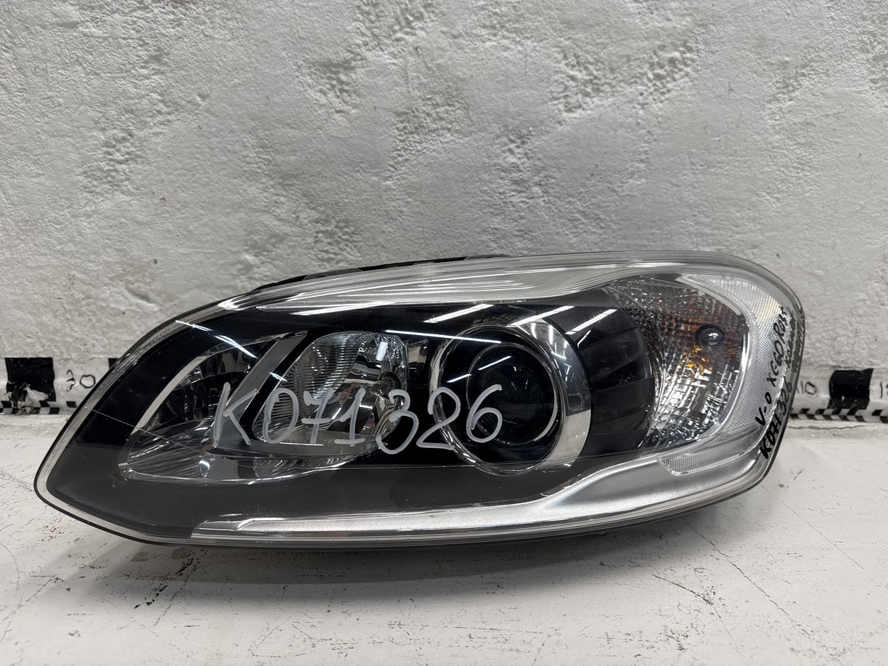 Фара передняя левая Volvo XC60 1 Restail ксенон адаптив