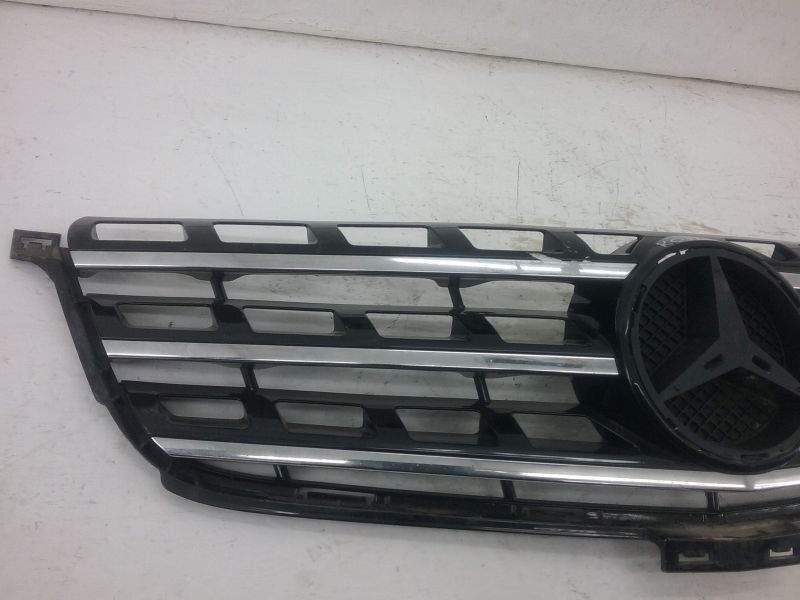 Решетка радиатора Mercedes-Benz M-klasse W166