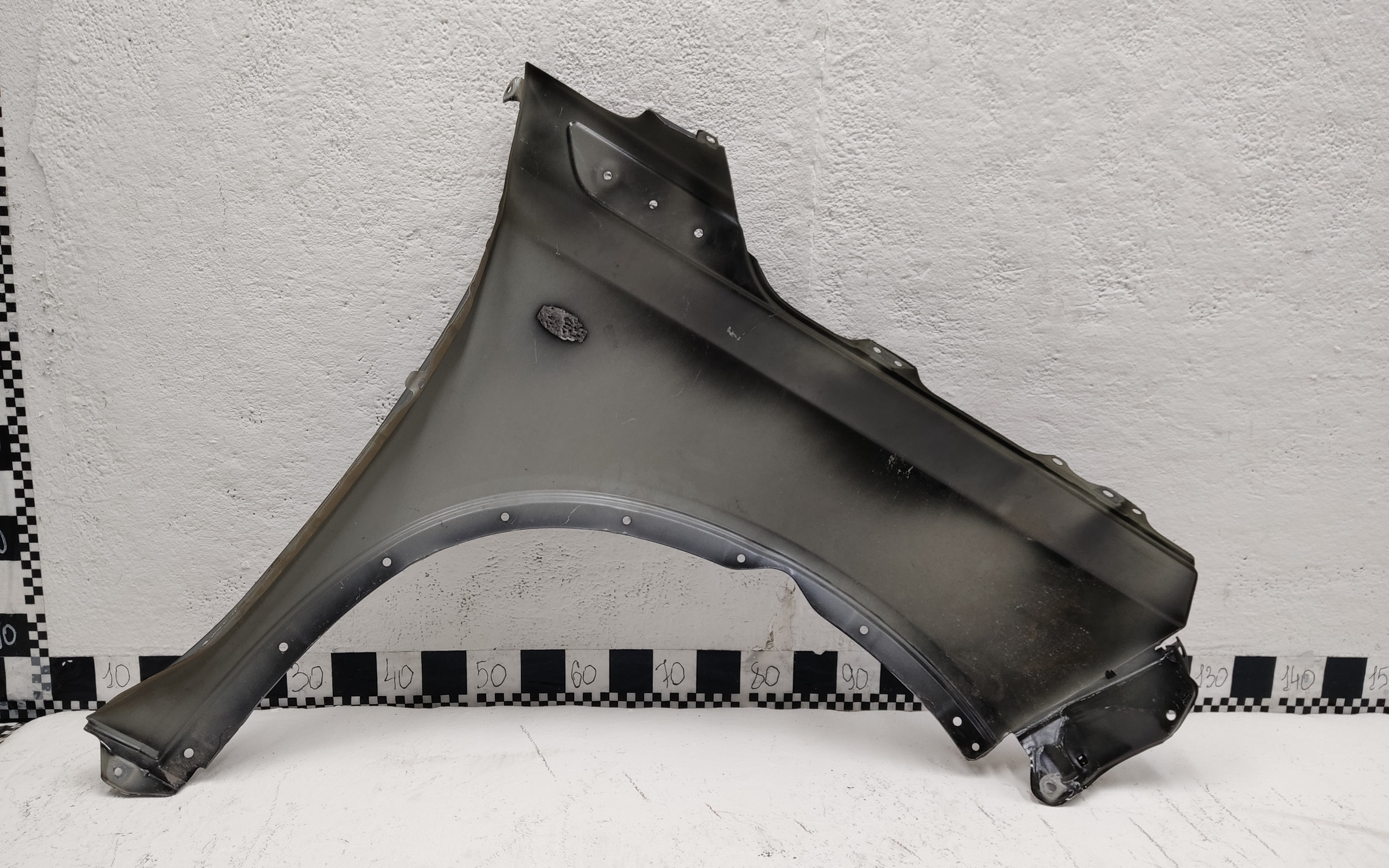 Крыло переднее левое Suzuki Vitara 2 под повторитель