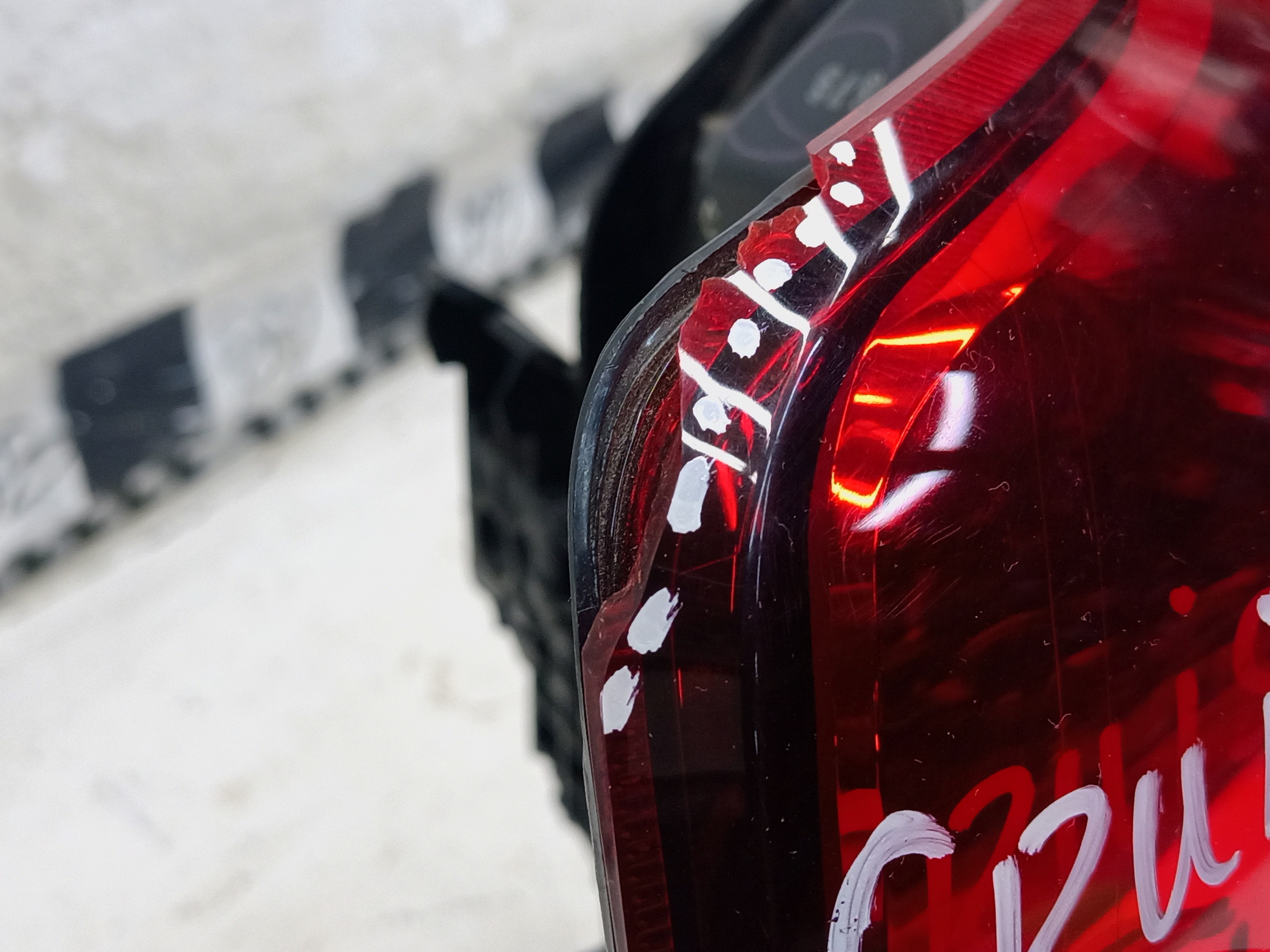 Фонарь задний левый наружный Toyota Land Cruiser 200 Restail 2 LED