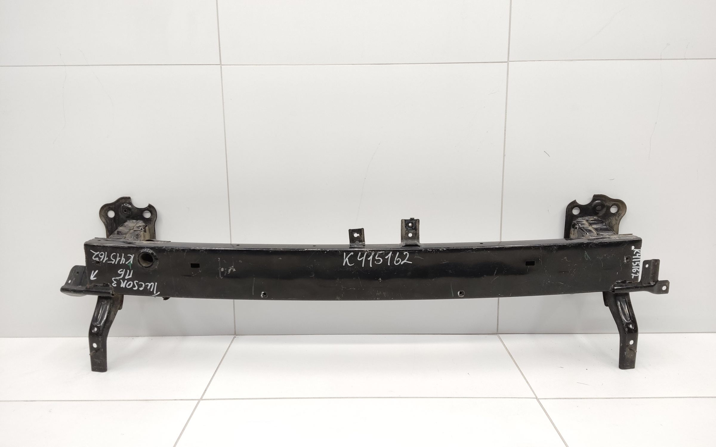 Усилитель переднего бампера Hyundai Tucson 3