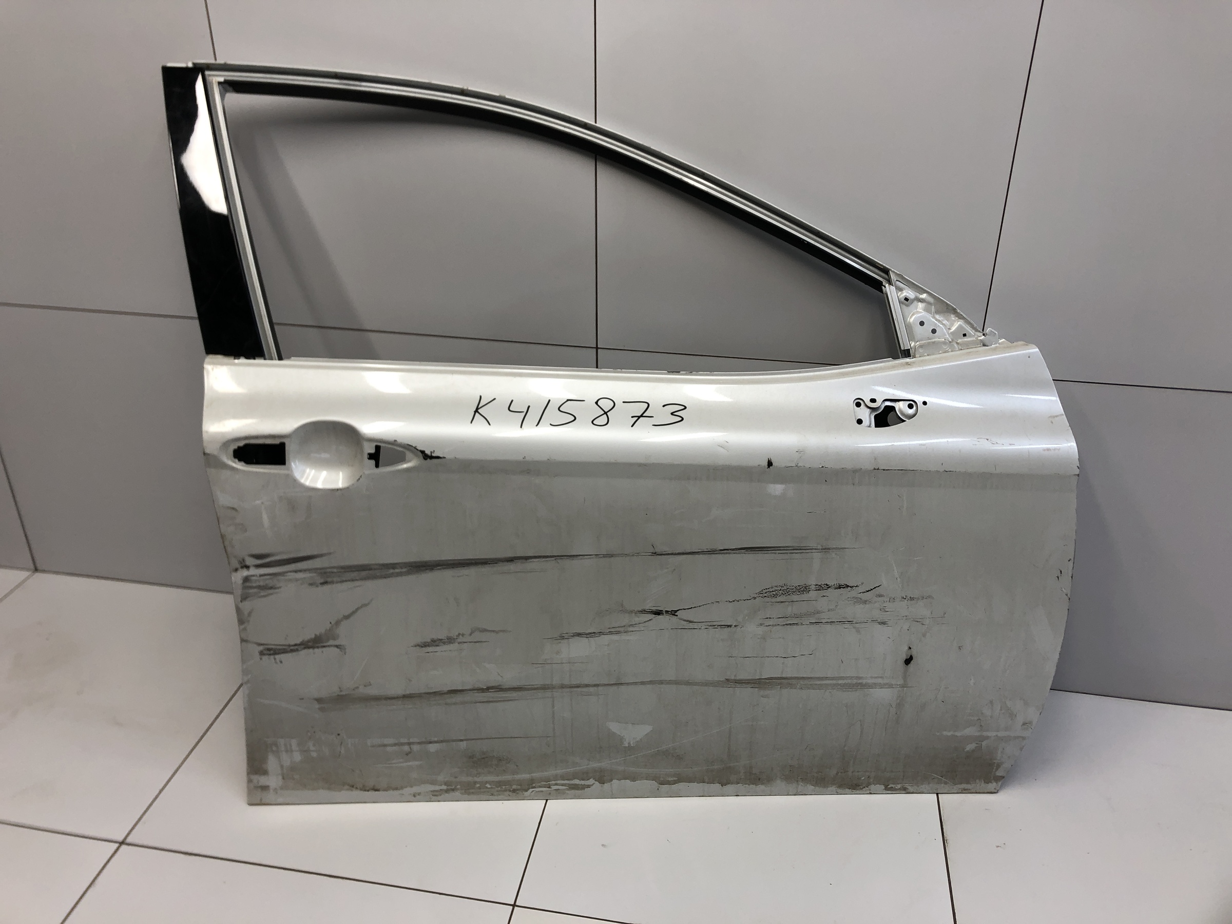Дверь передняя правая Toyota Camry V70