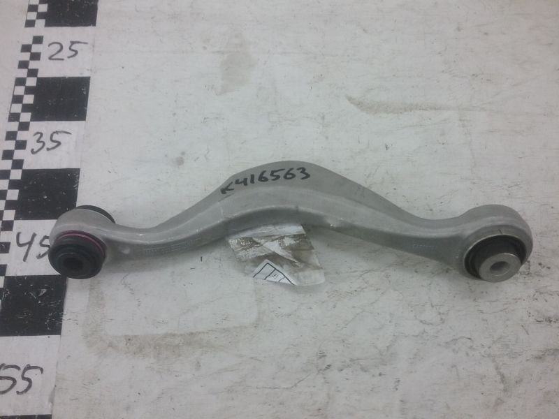 Поперечный рычаг задней подвески правый BMW 5er G30