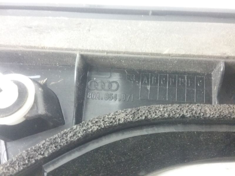 Накладка крышки багажника левая Audi Q5 2