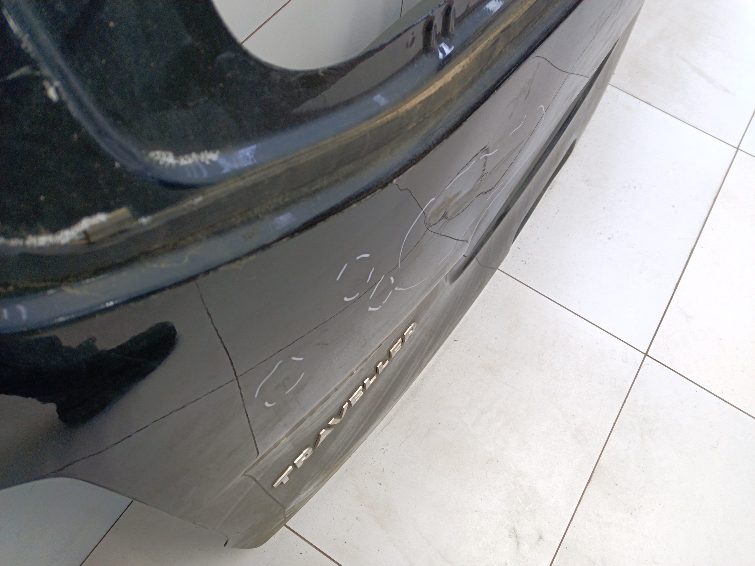 Крышка багажника Peugeot Traveller