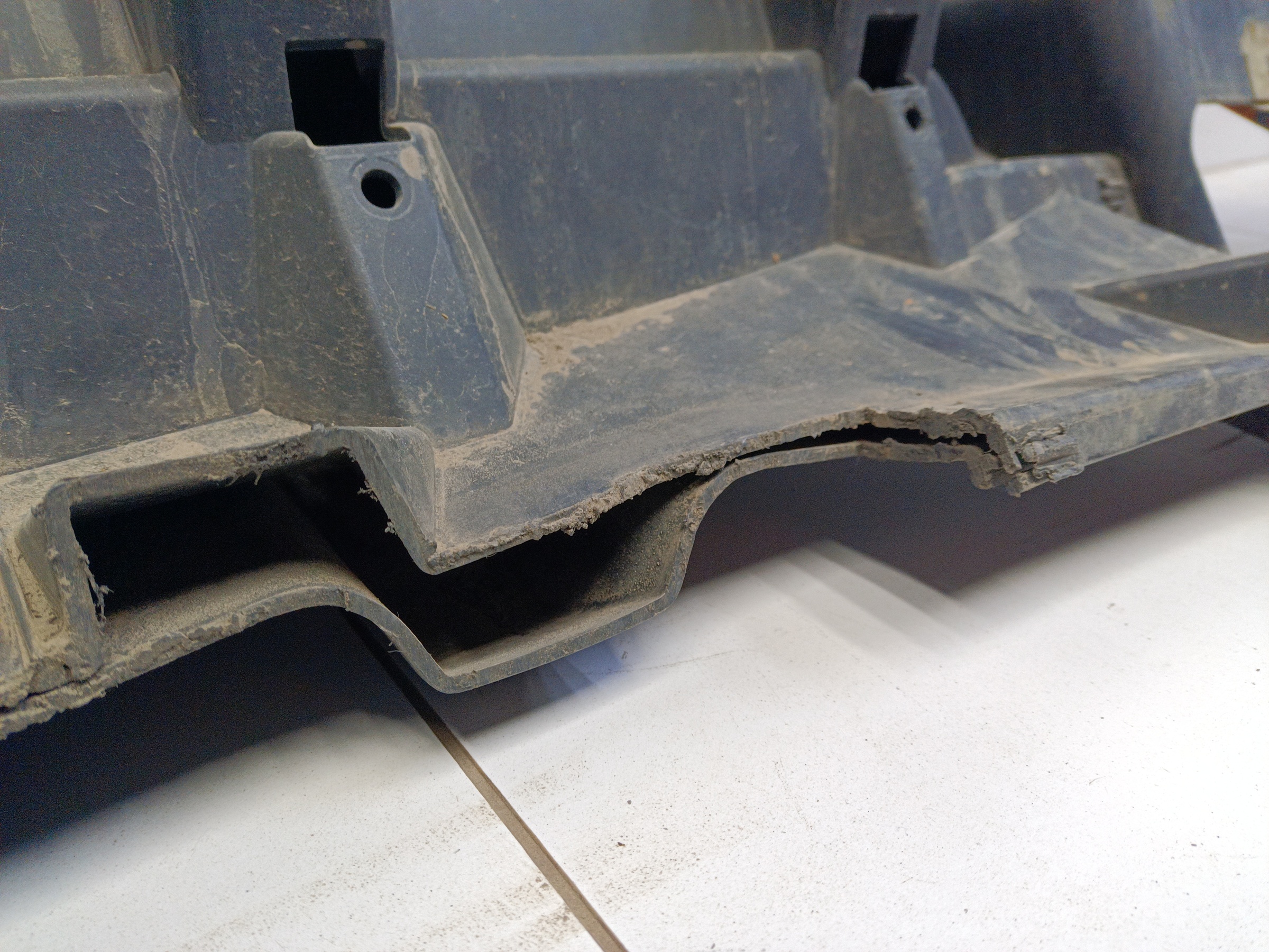 Бампер задний Land Rover Range Rover Evoque 1 Restail