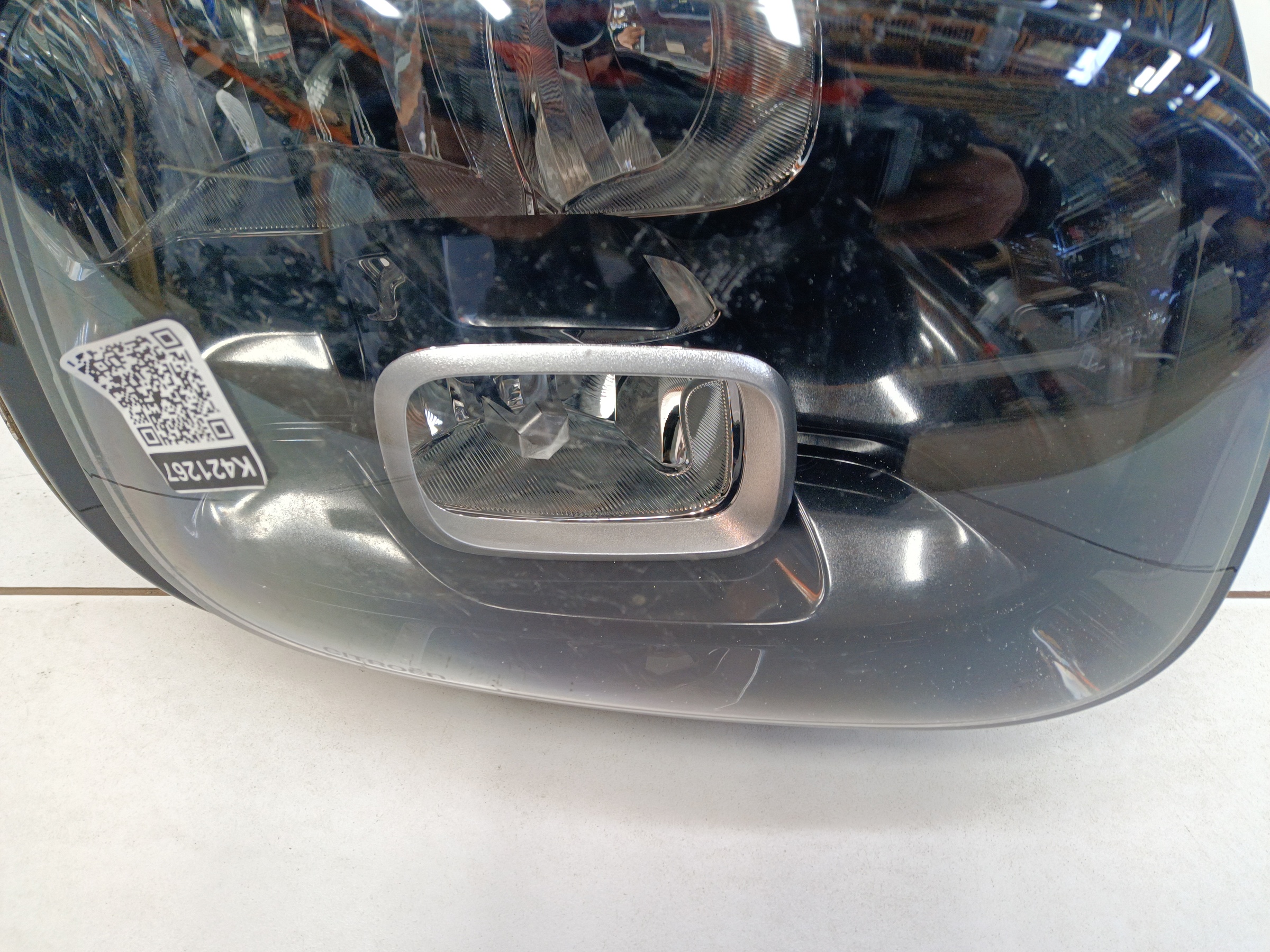 Фара передняя правая Citroen C3 Aircross галоген