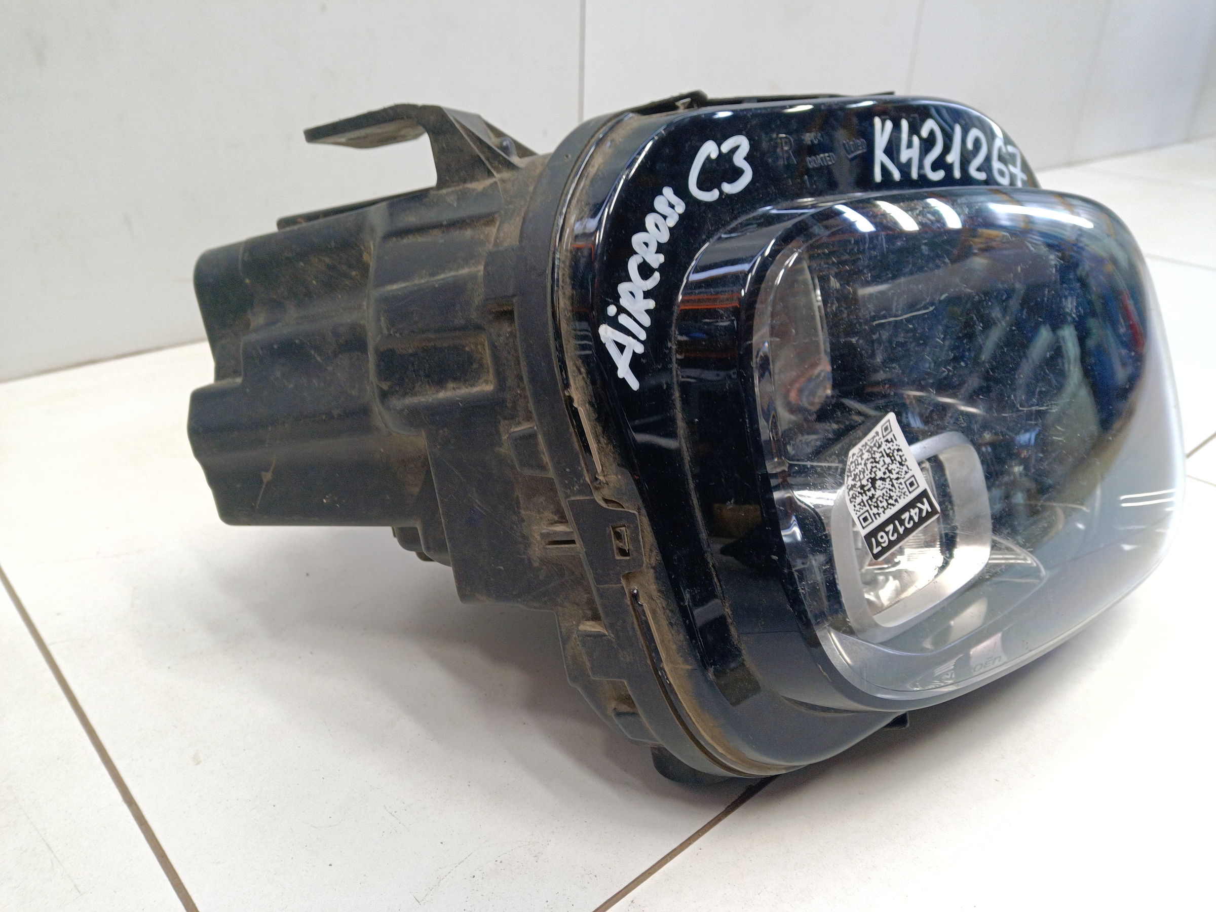 Фара передняя правая Citroen C3 Aircross галоген