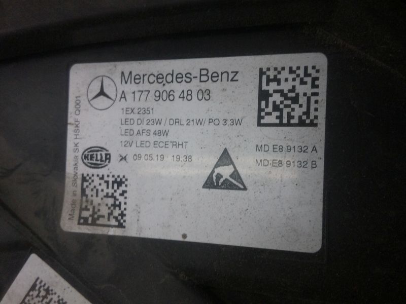 Фара передняя правая Mercedes Benz А-Klasse W177 LED