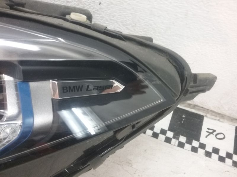 Фара передняя левая BMW 8er G15 Laser