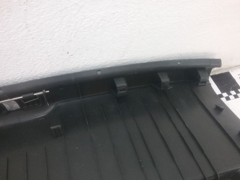 Обшивка задней панели Audi A3 8V
