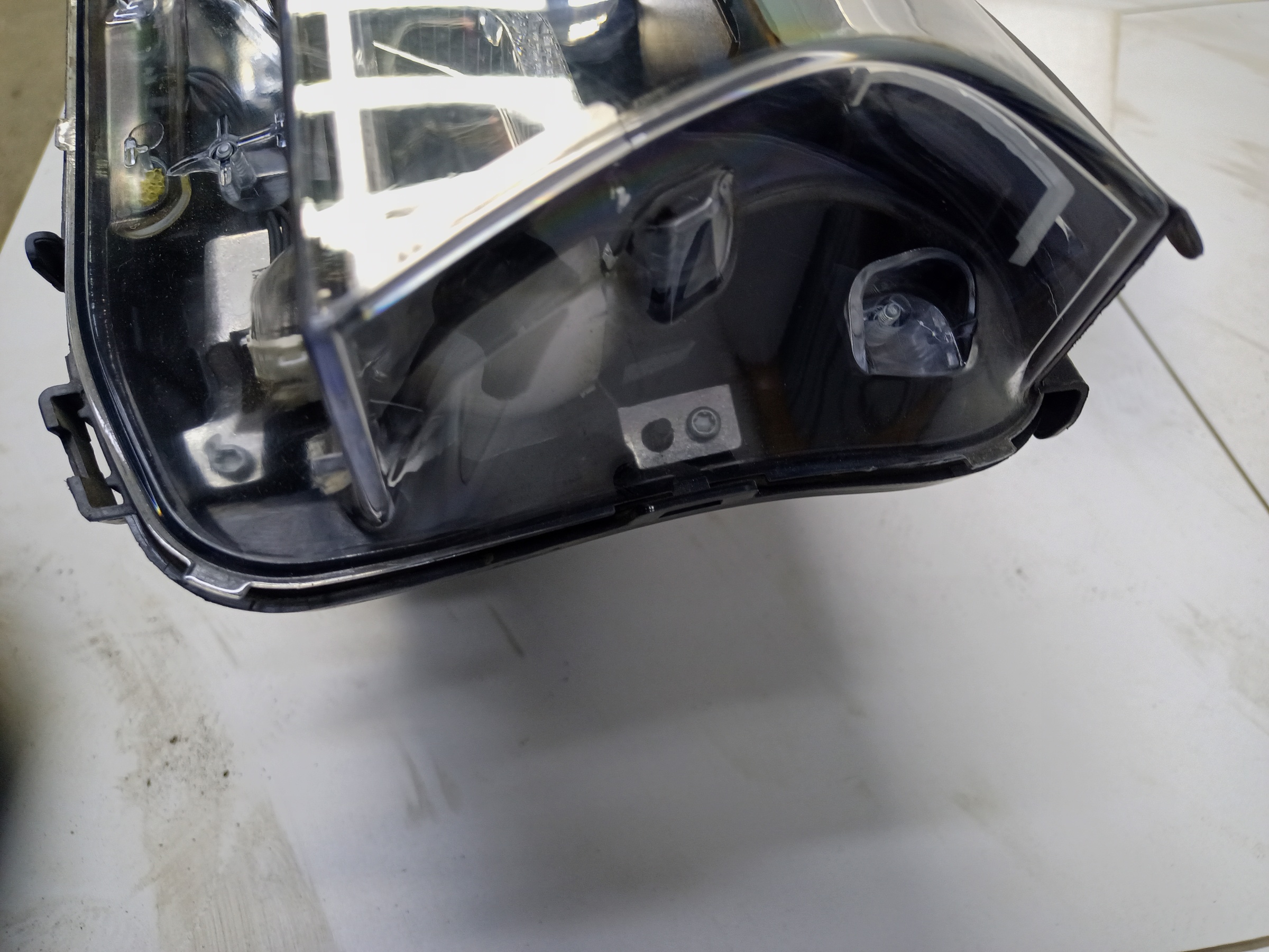 Фара передняя правая BMW 5er G30 Laser