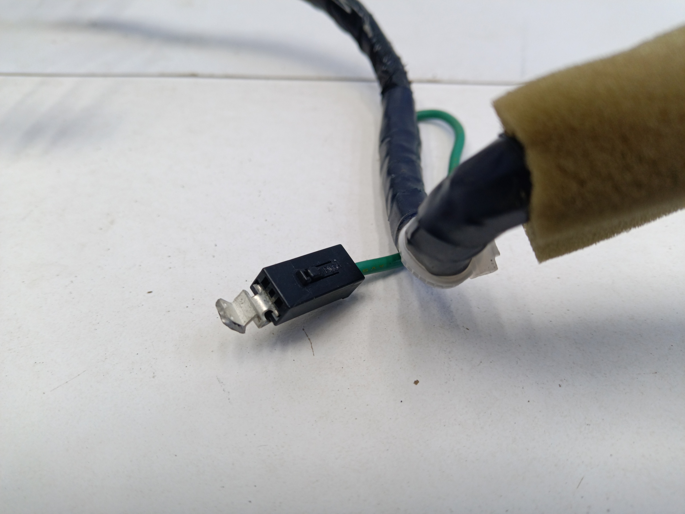 Проводка крышки багажника Nissan X-Trail T32