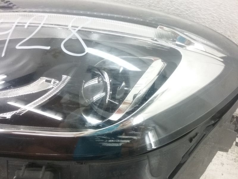 Фара передняя левая Mercedes-Benz GLA-klasse X156 Restail LED