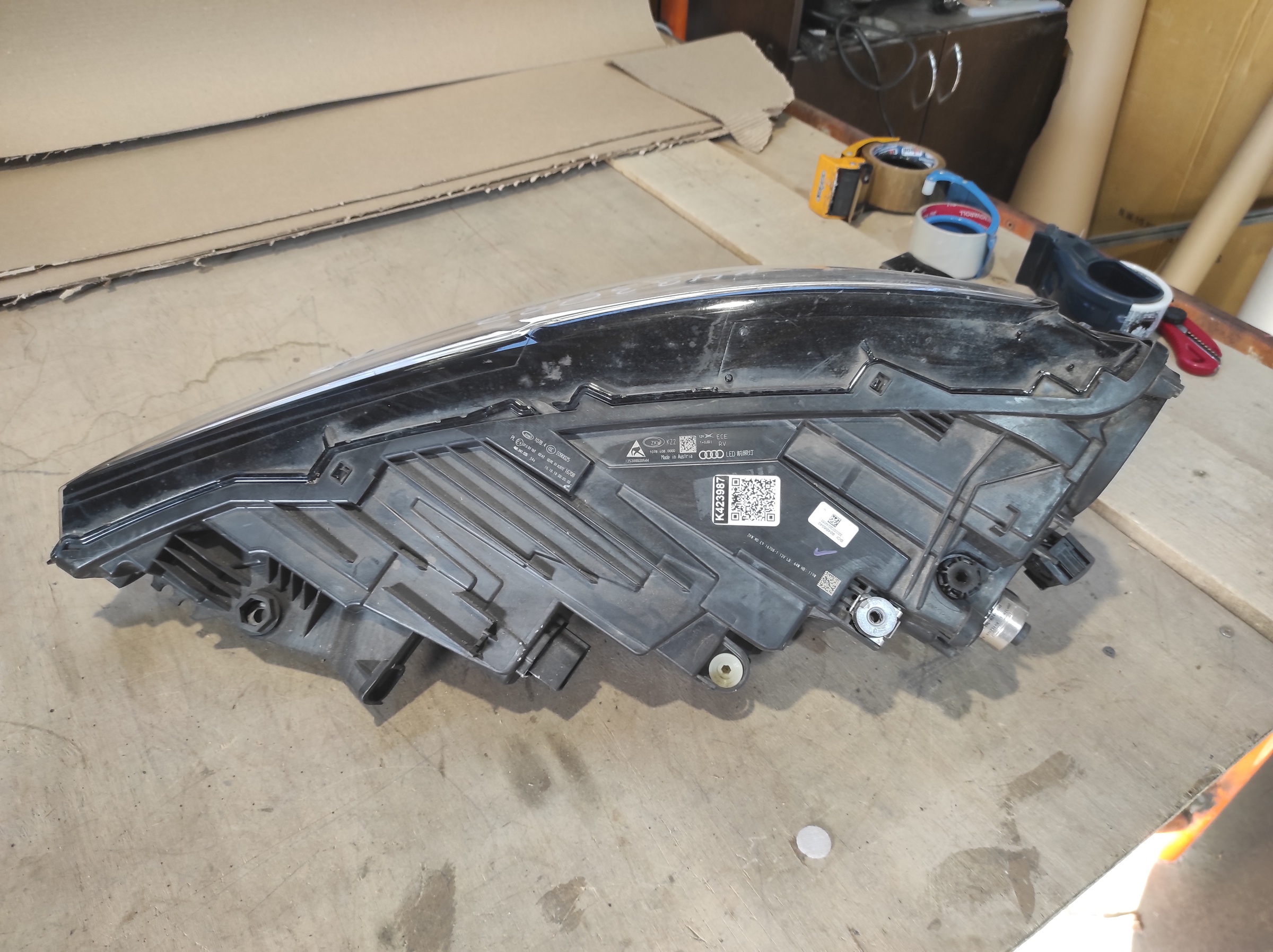 Фара передняя правая Audi Q8 Full LED Matrix