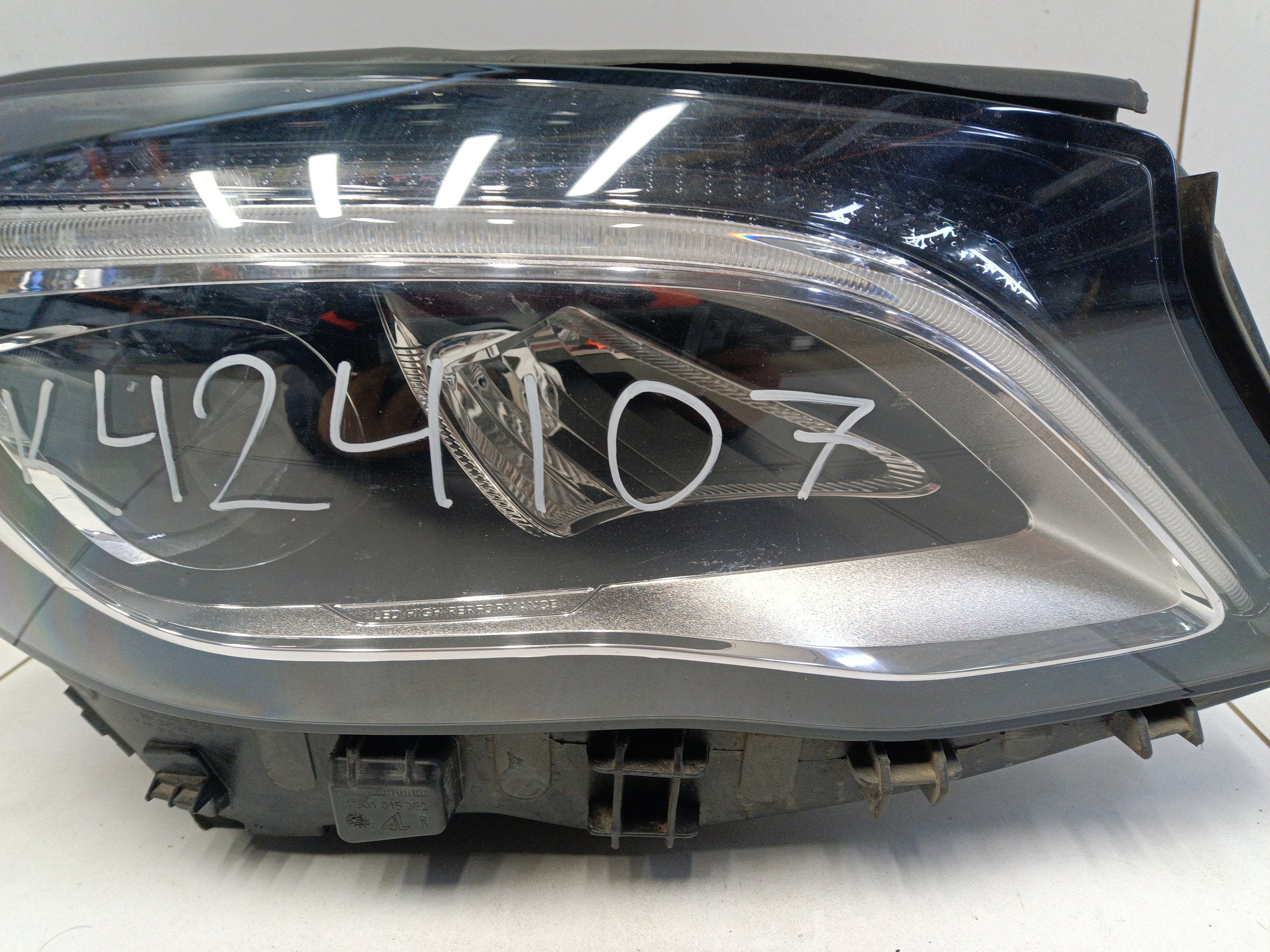 Фара передняя правая Mercedes-Benz GLA-Klasse X156 Restail