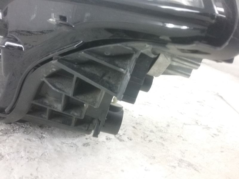 Фара передняя левая Volvo XC90 2 LED