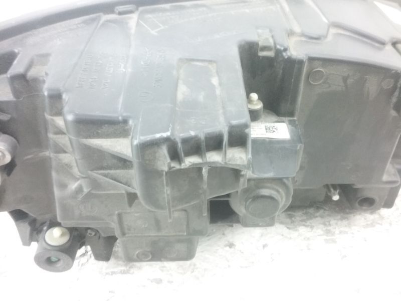 Фара передняя левая Volvo XC90 2 LED