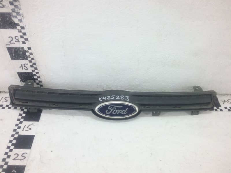 Решетка радиатора Ford EcoSport