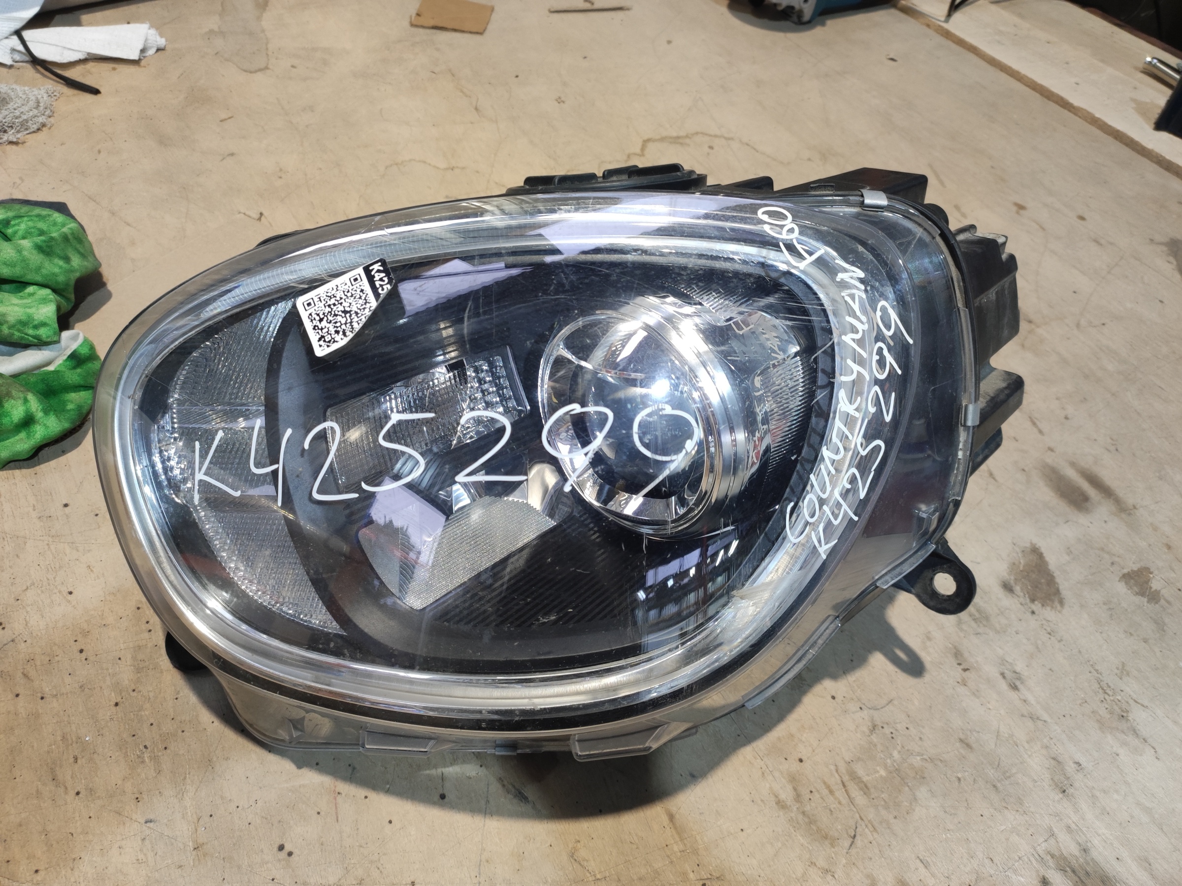 Фара передняя левая Mini Countryman F60 LED