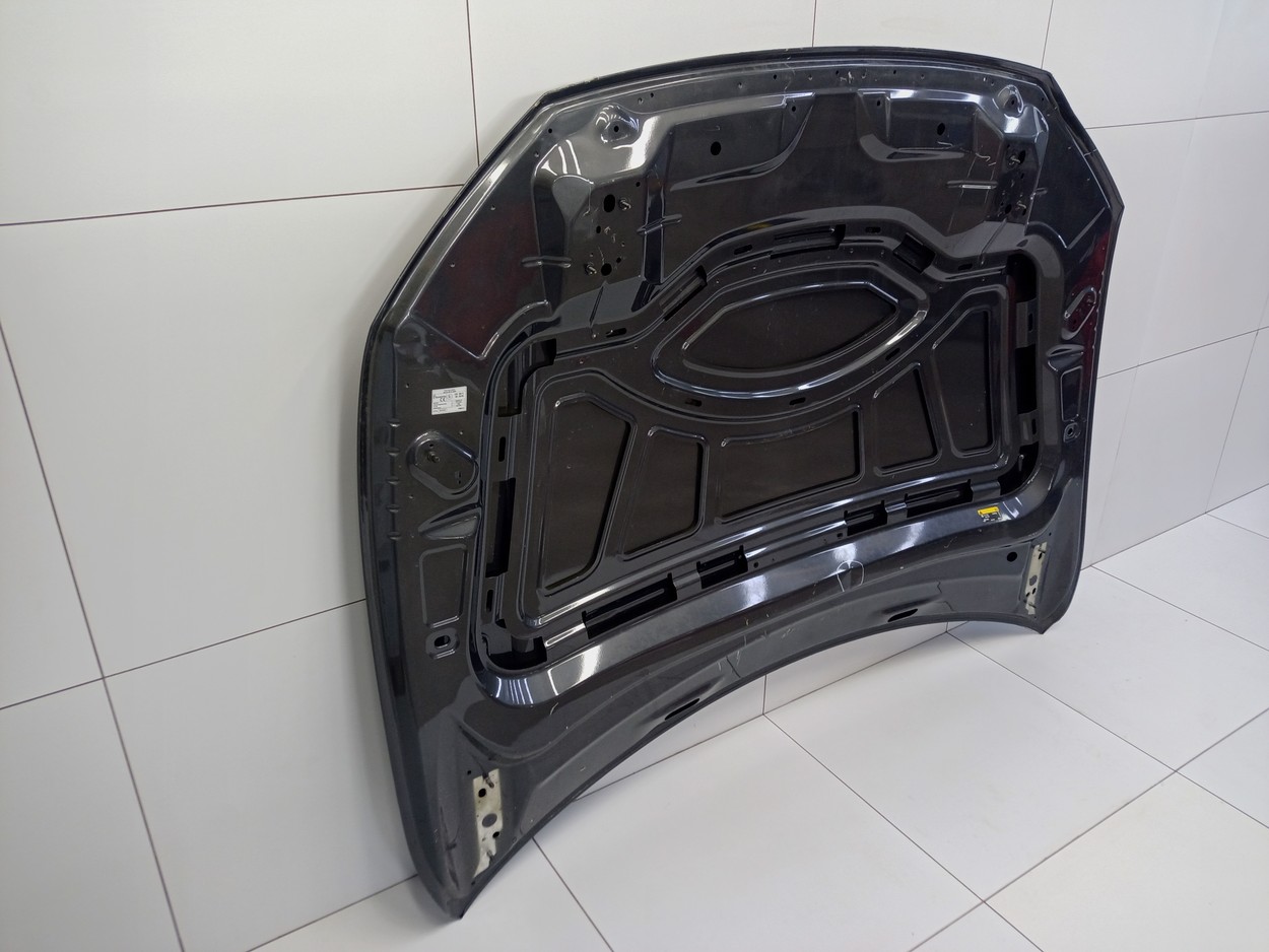 Капот Volkswagen Touareg 3