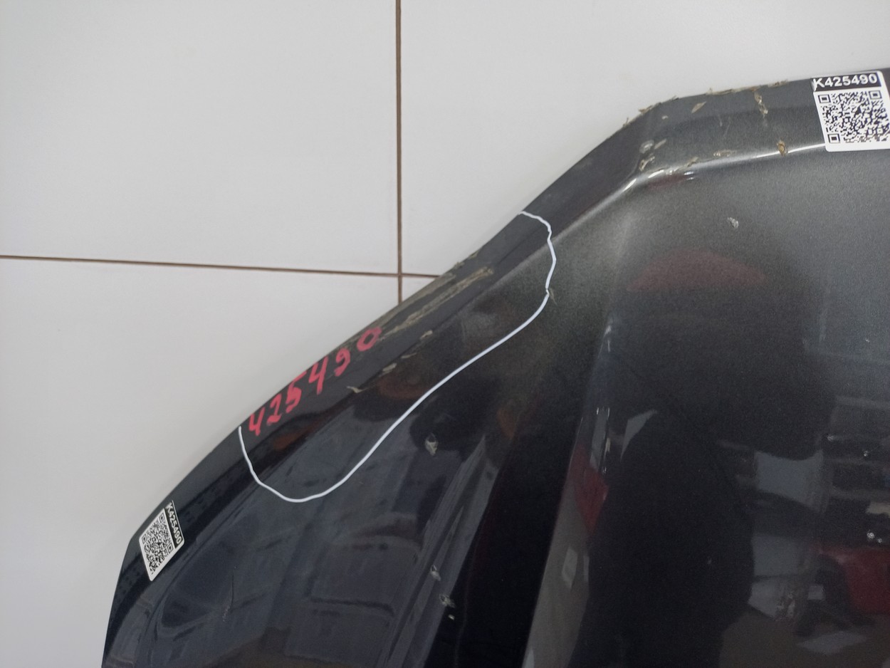 Капот Volkswagen Touareg 3